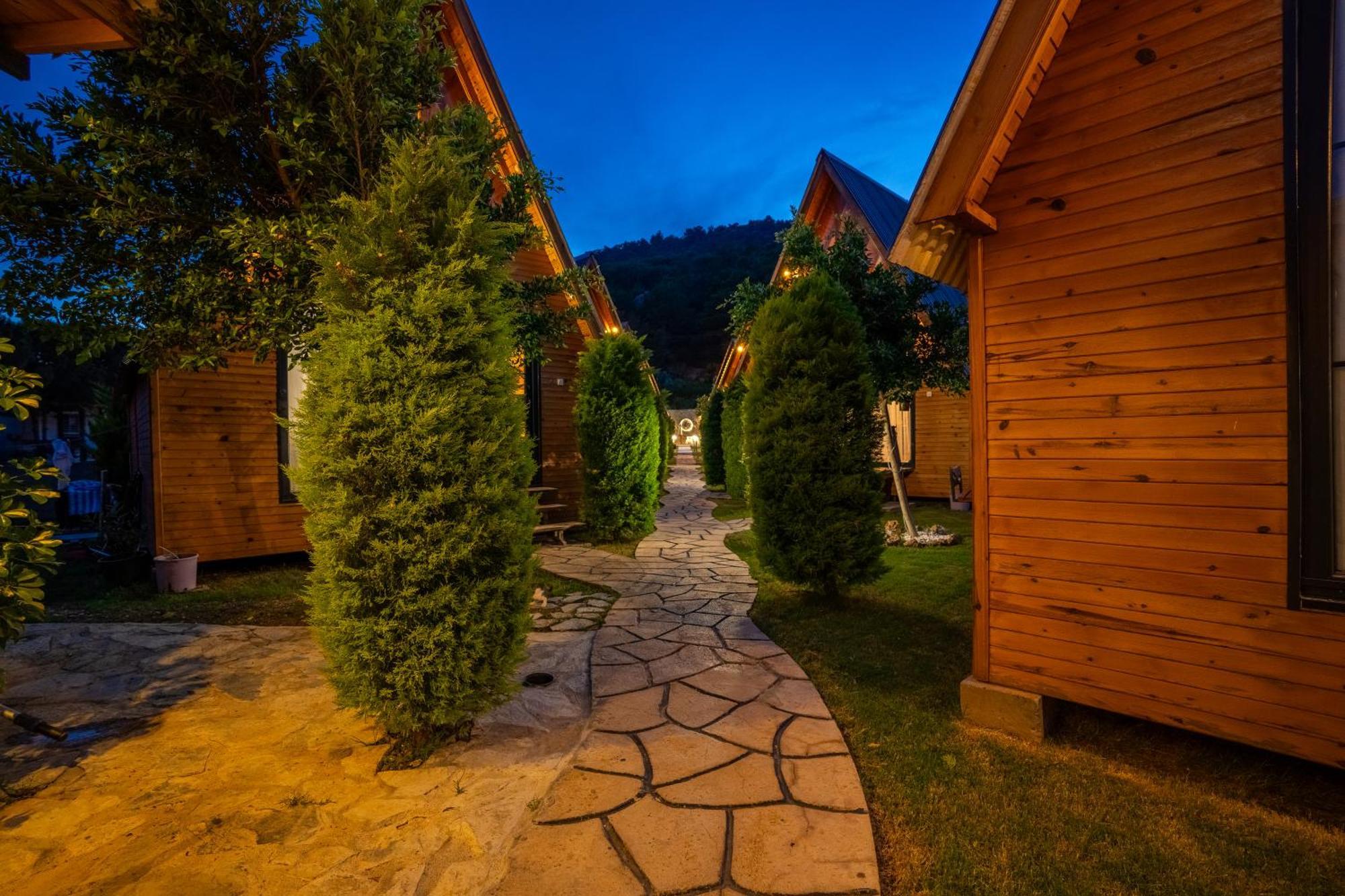 Karaoez Sapphire Bungalows Kumluca Esterno foto