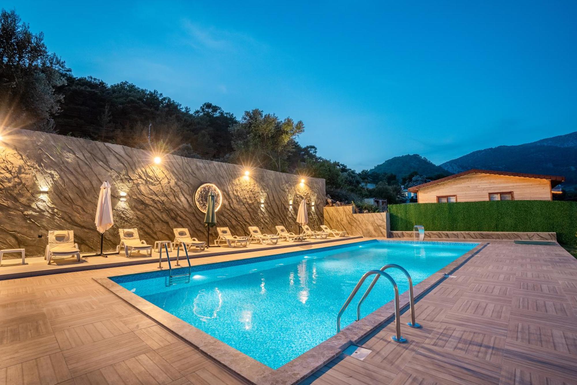 Karaoez Sapphire Bungalows Kumluca Esterno foto