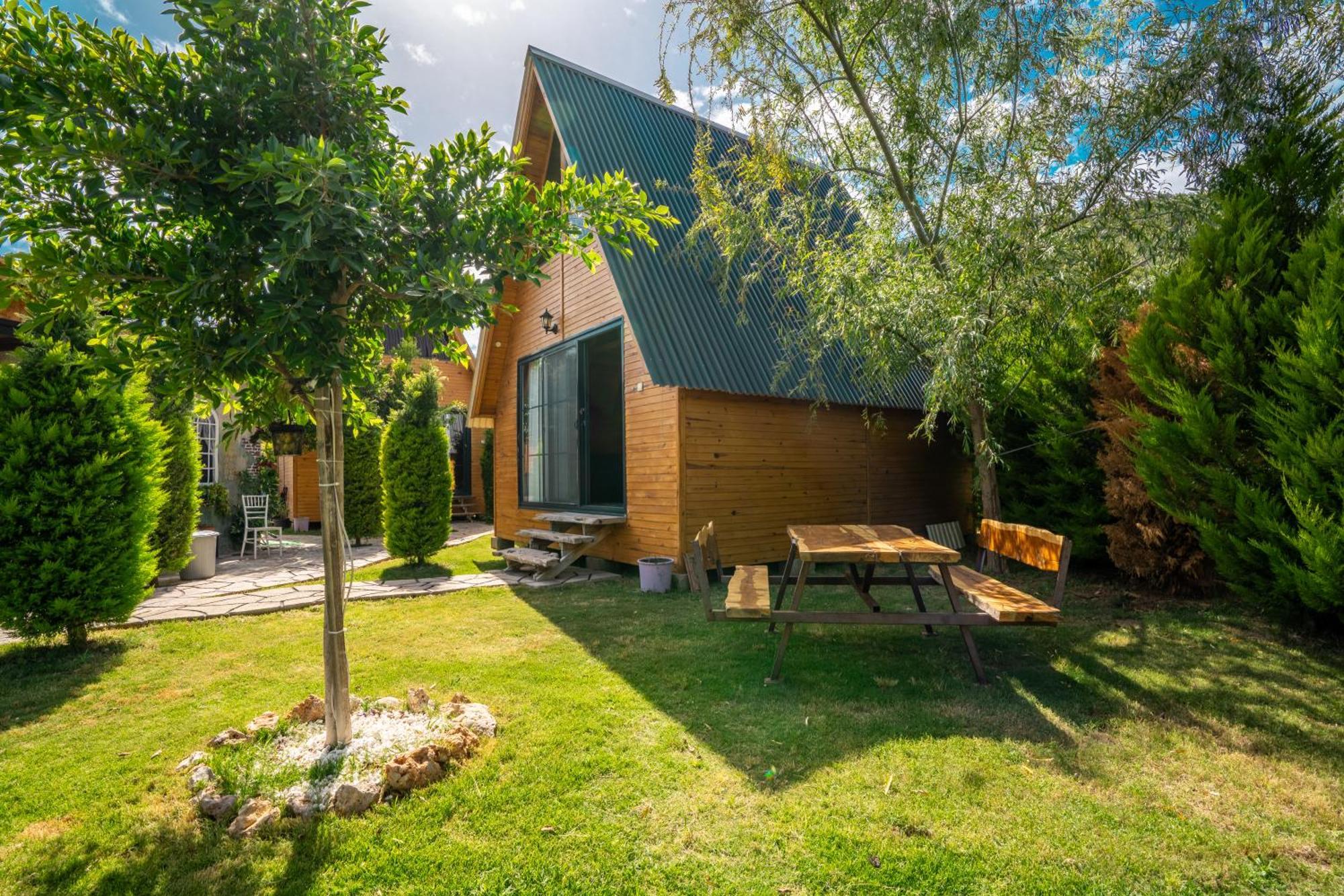 Karaoez Sapphire Bungalows Kumluca Esterno foto