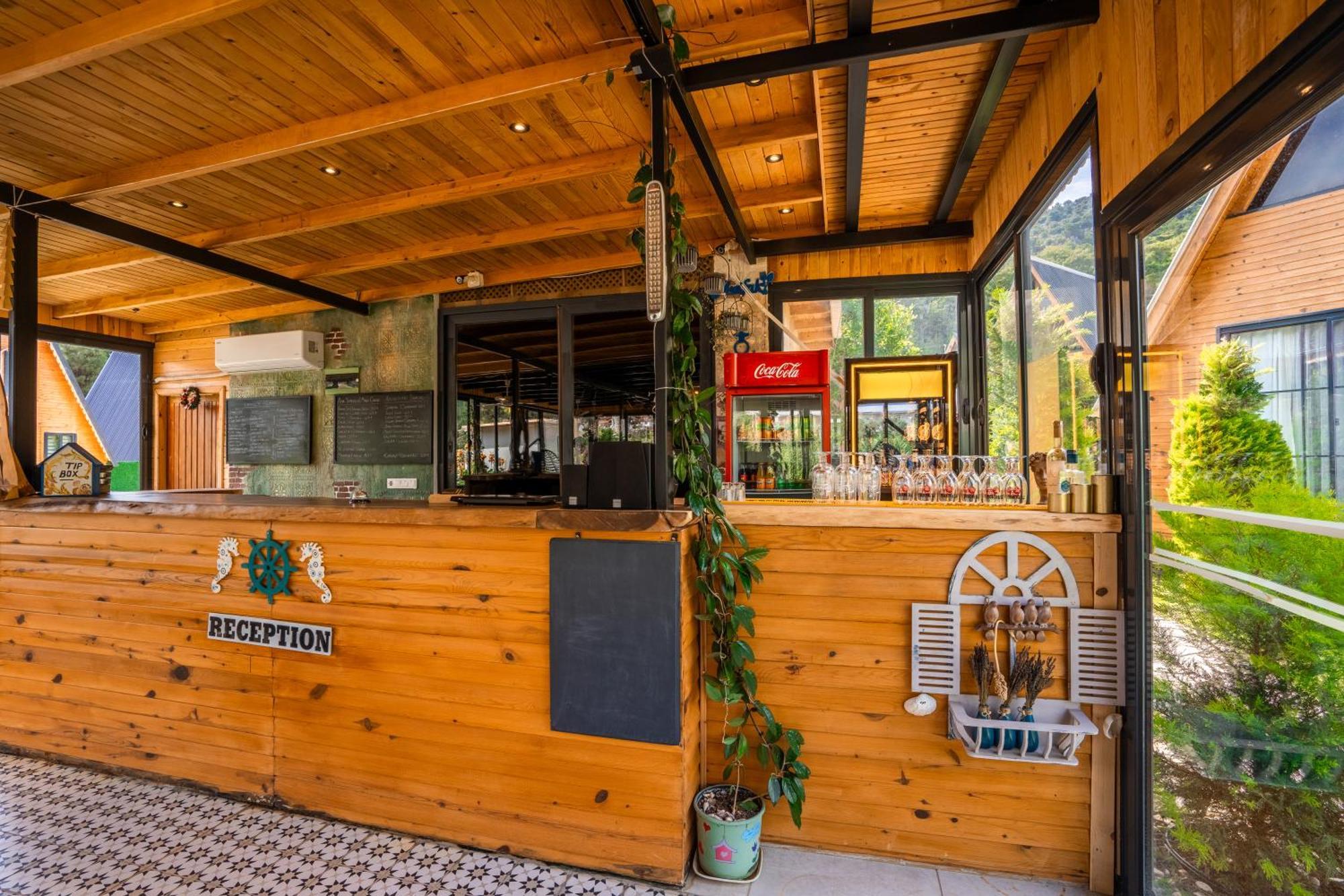 Karaoez Sapphire Bungalows Kumluca Esterno foto