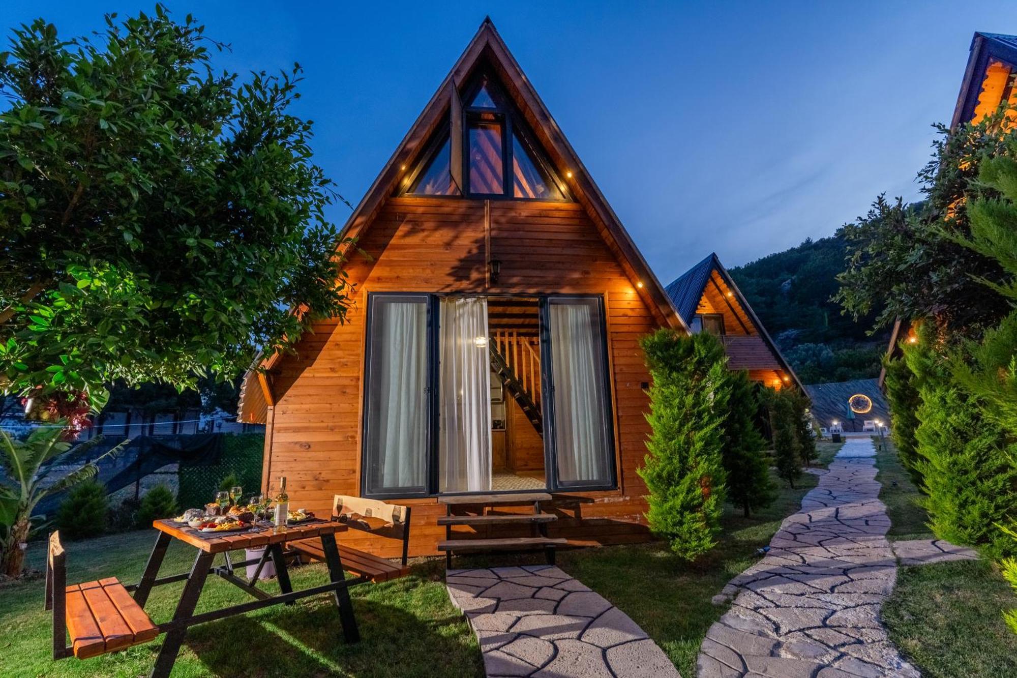 Karaoez Sapphire Bungalows Kumluca Esterno foto