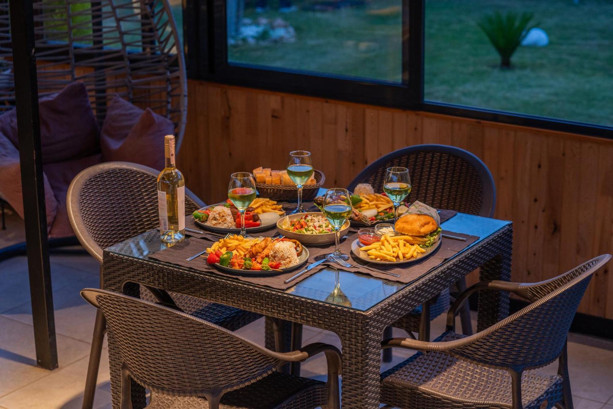 Karaoez Sapphire Bungalows Kumluca Esterno foto