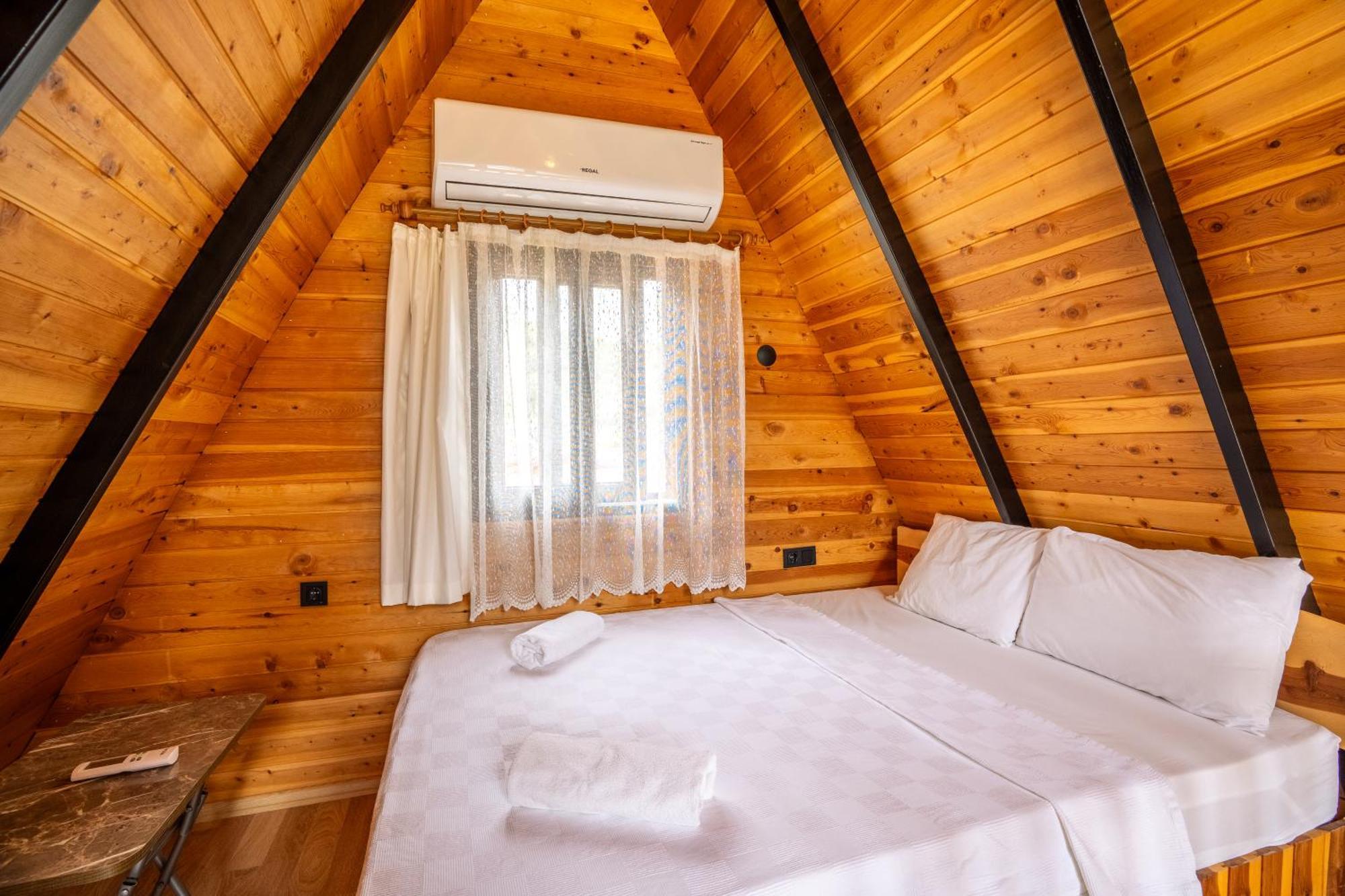 Karaoez Sapphire Bungalows Kumluca Esterno foto