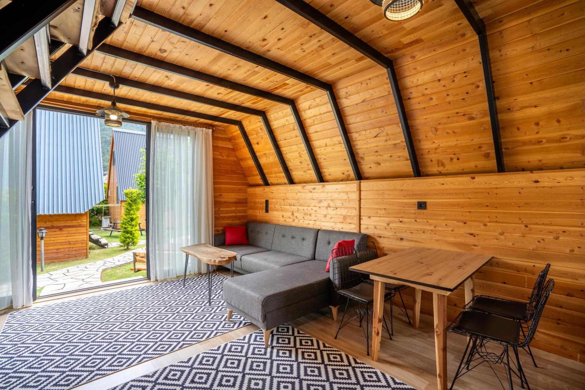 Karaoez Sapphire Bungalows Kumluca Esterno foto