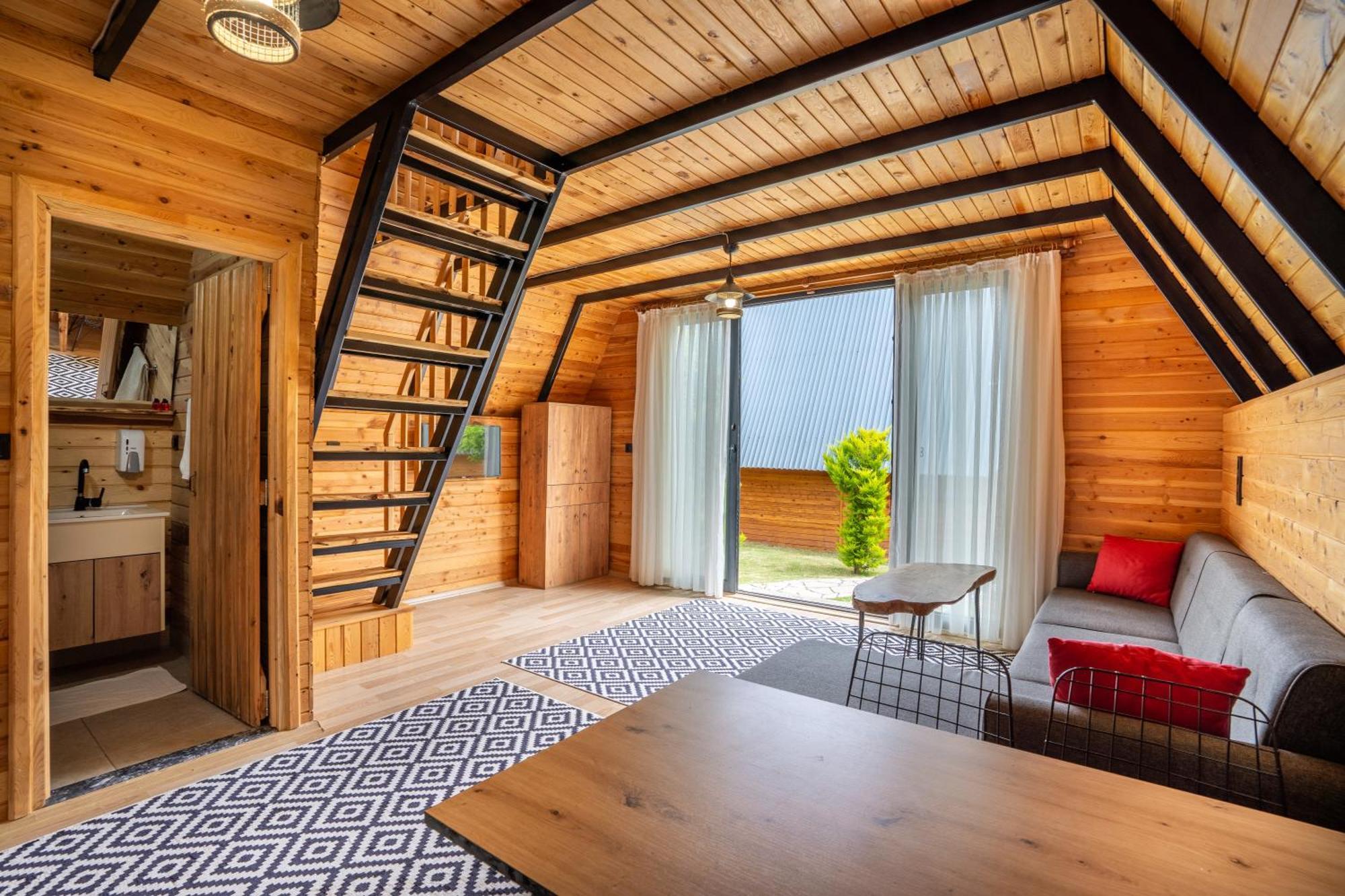 Karaoez Sapphire Bungalows Kumluca Esterno foto